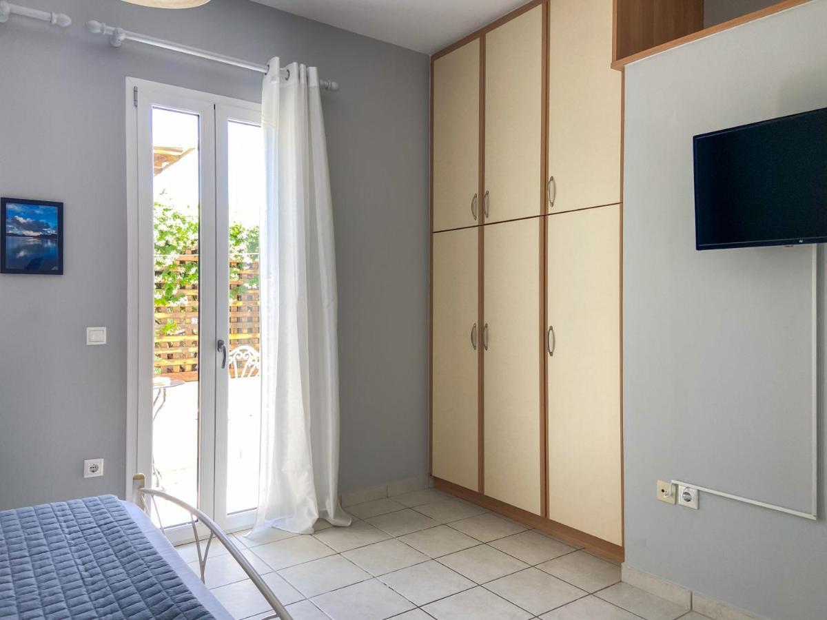 Ermis Apartments Аргостолион Экстерьер фото